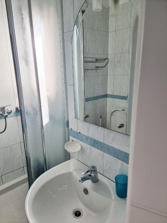Hera'S Home Тирана Екстериор снимка